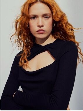 H&M Black Long-Sleeve Cutout Front Top